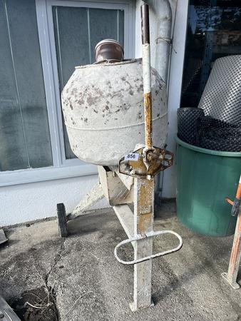 ABG Kipptrommel Betonmischmaschine