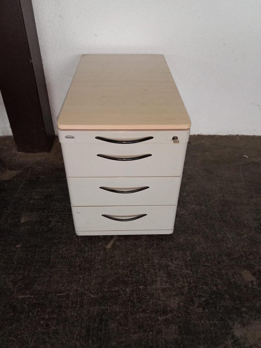 1 Palette mit 8 Stk. Werndl Rollcontainer, je ca. 80x45x65cm