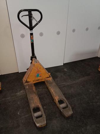 Palettenhubwagen mit Handbremse, 2000kg, 80cm Gabellänge Palettenhubwagen mit Handbremse, 2000kg, 80cm Gabellänge