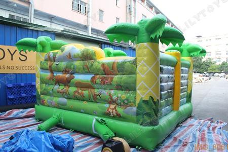 Kinderhüpfburg 5x4m, 0.55mm PVC, mit 2 Gebläse Kinderhüpfburg 5x4m, 0.55mm PVC, mit 2 Gebläse
