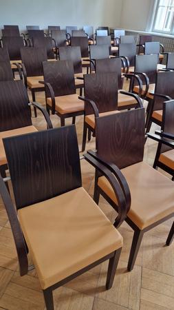 58 Stk. GO IN Restaurantsthle - Seminarsthle, Polsterung orange