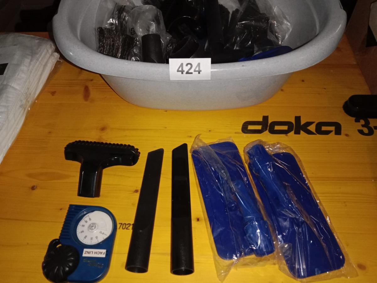 Großposten Staubsauger Zubehör und Reinigungszubehör, großteilt neu und unbenutzt