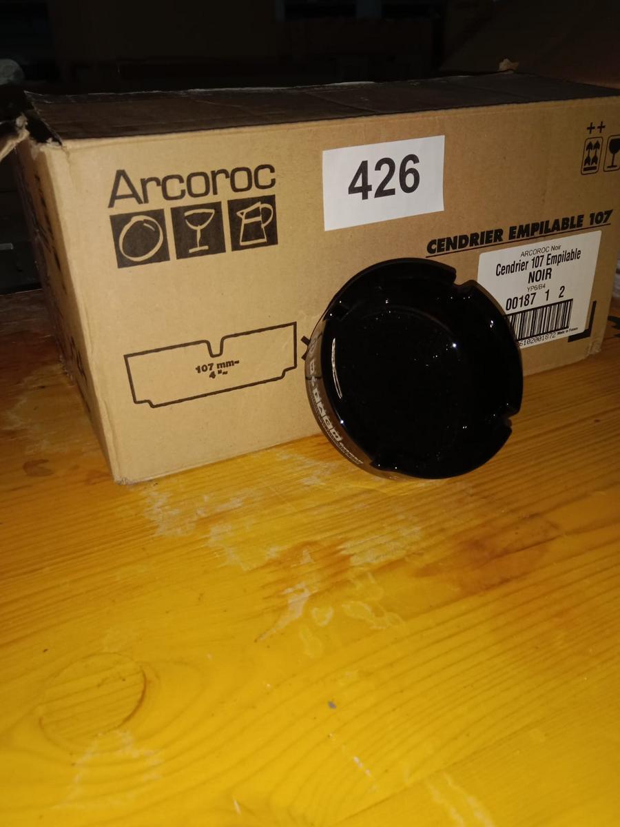 18 Stk. Aschenbecher