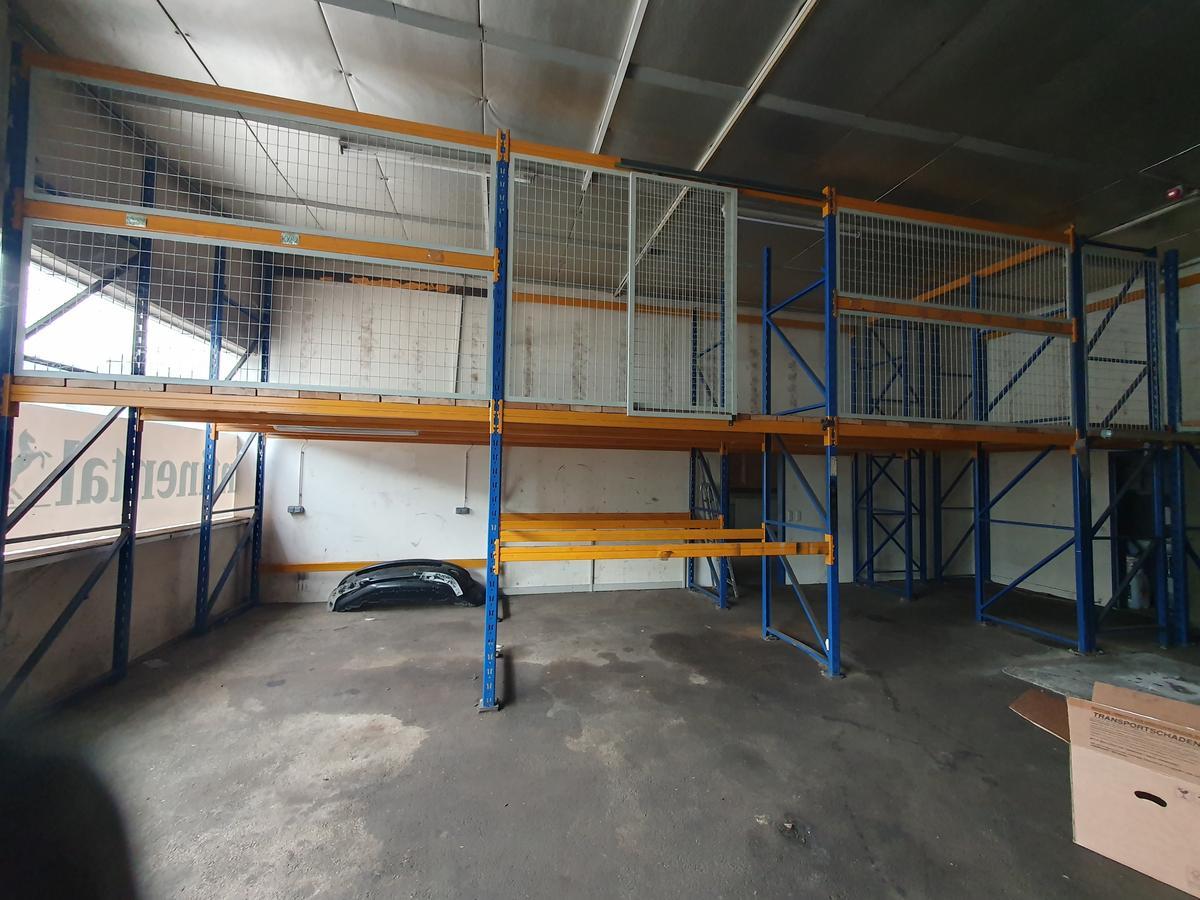 Schwerlastregal, ca. 10,8x3,1x4,15 m, mit Absicherungsgitter, 12 Steher, 30 Träger ( 270x10 cm)?d=2025-10-21 23:51:03