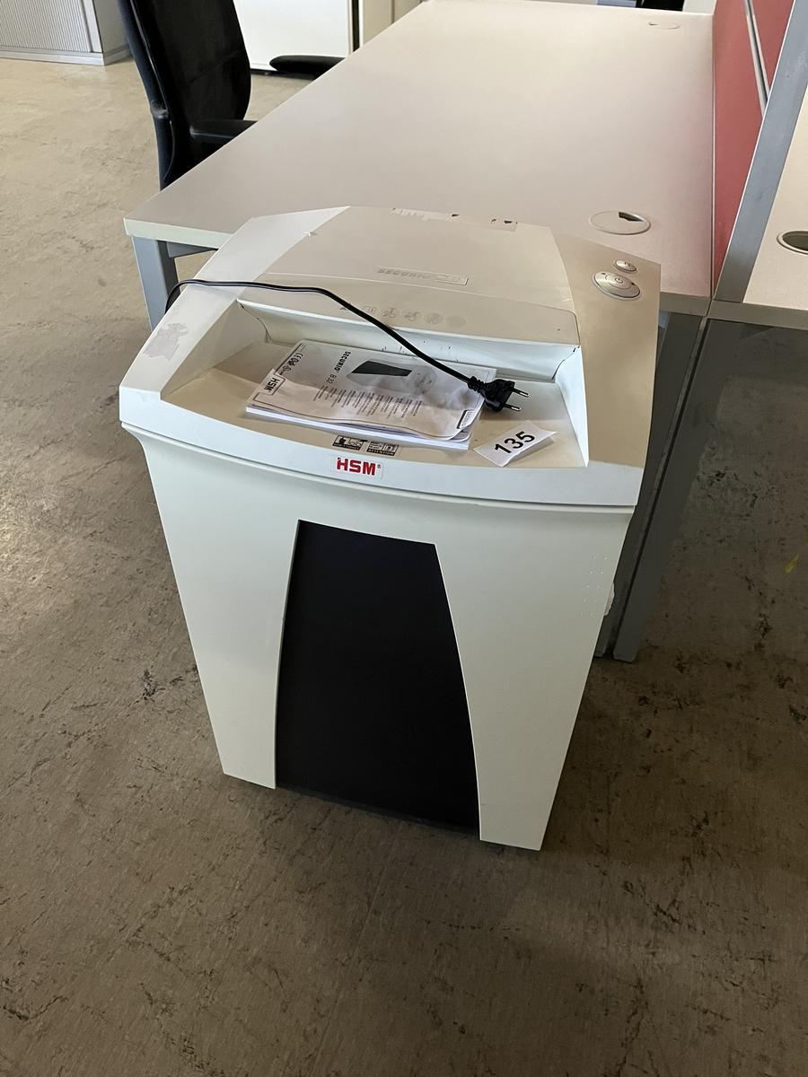 HSM Securio Aktenvernichter B 32
