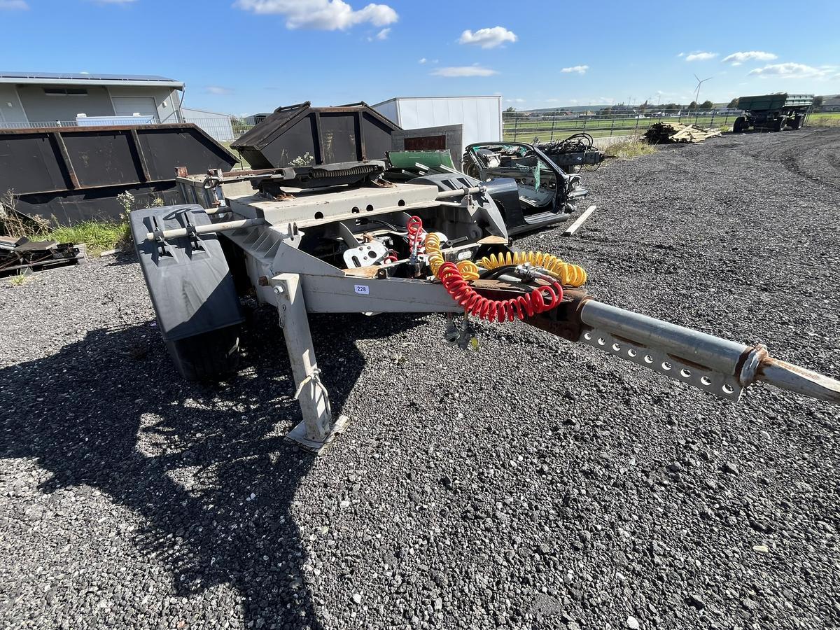 1-achsiger Sattelauflegerschlepper CARGOBULL?d=2025-12-03 22:29:03