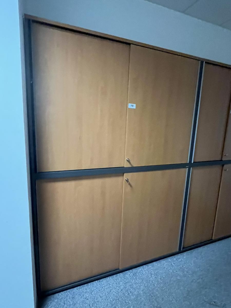 2 Stk.Svoboda Aktenschränke jeweils 160/110 cm 3 Ordnerhöhen