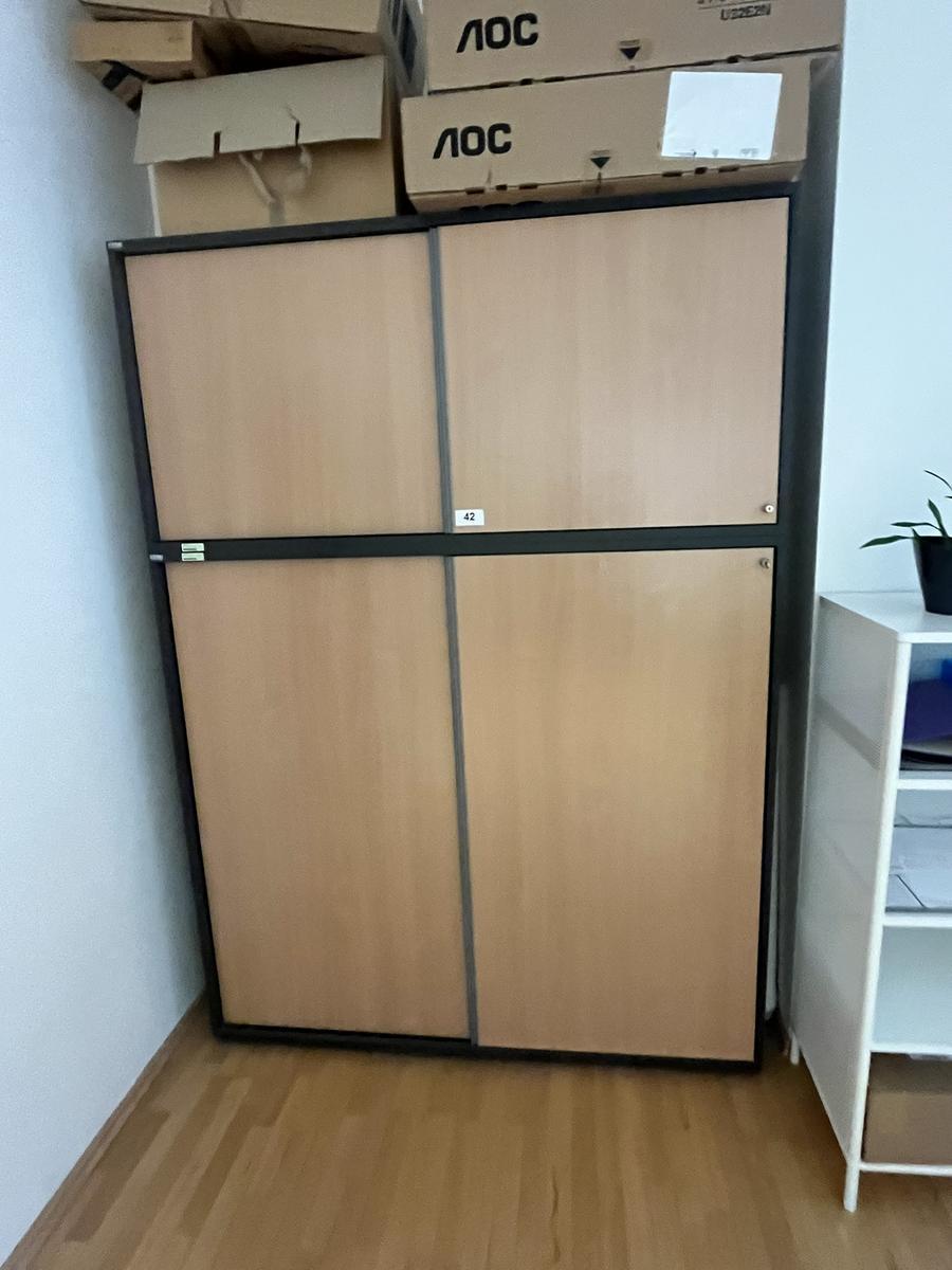 1 Stk.HALI Aktenschrank 120/110 cm plus 1 Stück 120/80 cm?d=2025-11-06 13:48:23