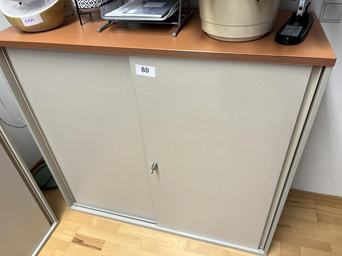 Aktenschrank ca. 120/80 cm?d=2025-11-06 13:46:20