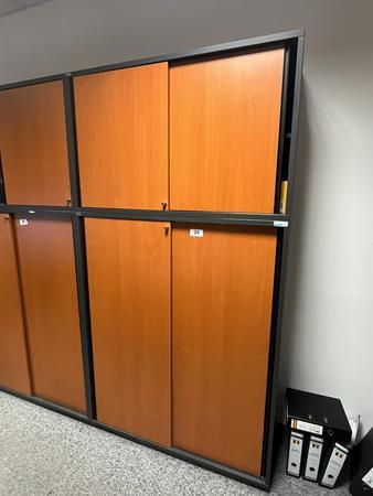 1 Stk.Aktenschränke 120/150 cm - 1 Stk 120/80 cm mit Schiebetüren 1 Stk.Aktenschränke 120/150 cm - 1 Stk 120/80 cm mit Schiebetüren