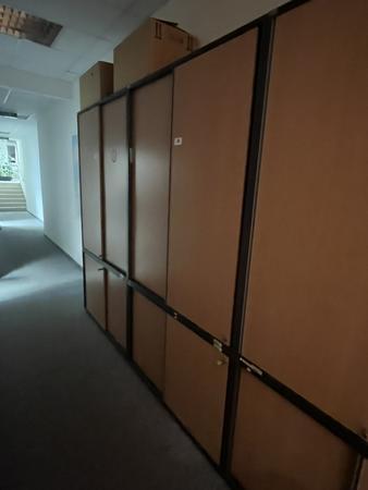 1 Stk.HALI Aktenschrank 120/110 cm plus 1 Stück 120/80 cm 1 Stk.HALI Aktenschrank 120/110 cm plus 1 Stück 120/80 cm