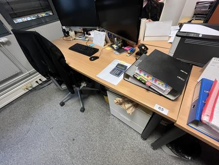 Schreibtisch ca. 200/80 cm Schreibtisch ca. 200/80 cm