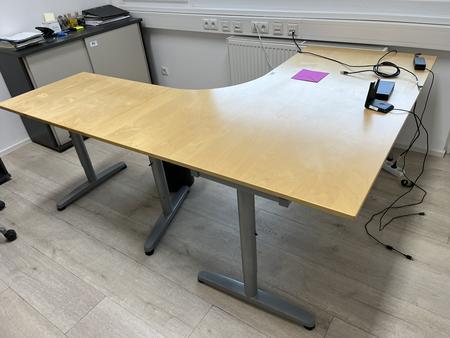 Schreibtisch ca.200/160 cm L-förmig Schreibtisch ca.200/160 cm L-förmig