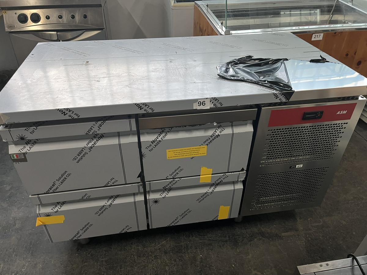 fabriksneues Kühlpult ASM minus 2 / plus 8 Grad 135/70 cm in Originalfolie?d=2025-11-07 20:01:44