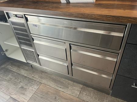 Einschubkühlpult mit Panierlade 4 Laden ca. 115/65/85 cm steckerfertig mit Aggregat Einschubkühlpult mit Panierlade 4 Laden ca. 115/65/85 cm steckerfertig mit Aggregat