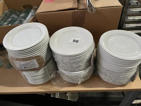 70 Stück BAUSCHER Teller neu 20 cm Durchmesser 70 Stück BAUSCHER Teller neu 20 cm Durchmesser