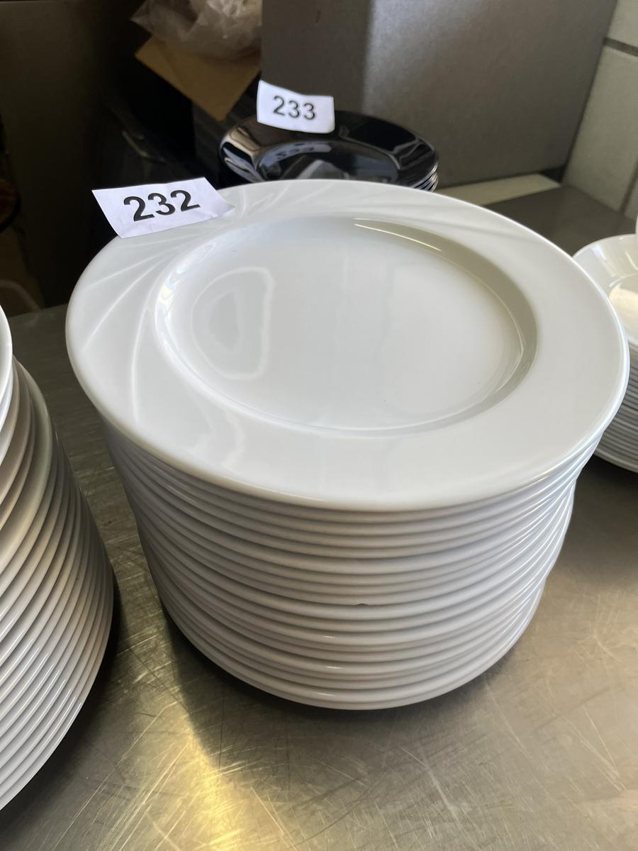 19 Stück Teller flach 26 cm