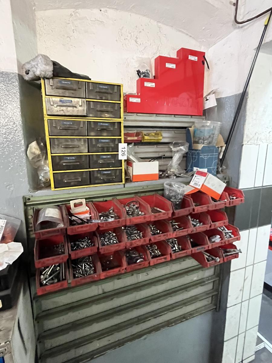 komplette Bestand an Kleinteileboxen inklusive Zubehör?d=2025-11-13 02:39:47