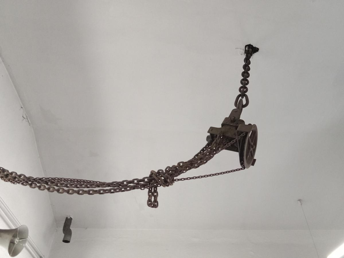 Kettenzug?d=2025-11-13 02:40:35