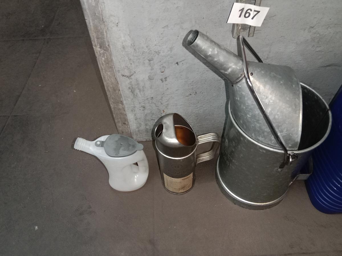 Posten Ölabfüllkannen in Blech?d=2025-11-13 02:41:34