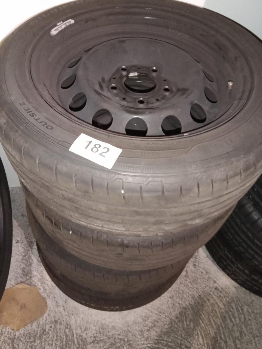 Hangkook Sommerreifen ohne Felge BMW ca. 5mm 205/55/16