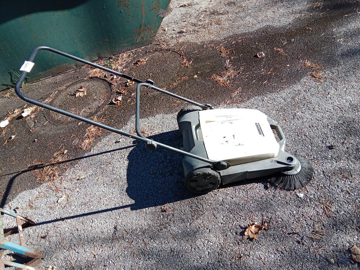 Kärcher Handkehrmaschine