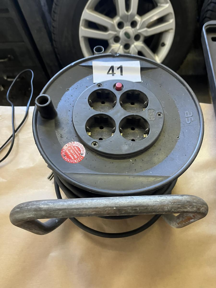 Kabeltrommel ca. 25 m?d=2025-11-13 01:29:54