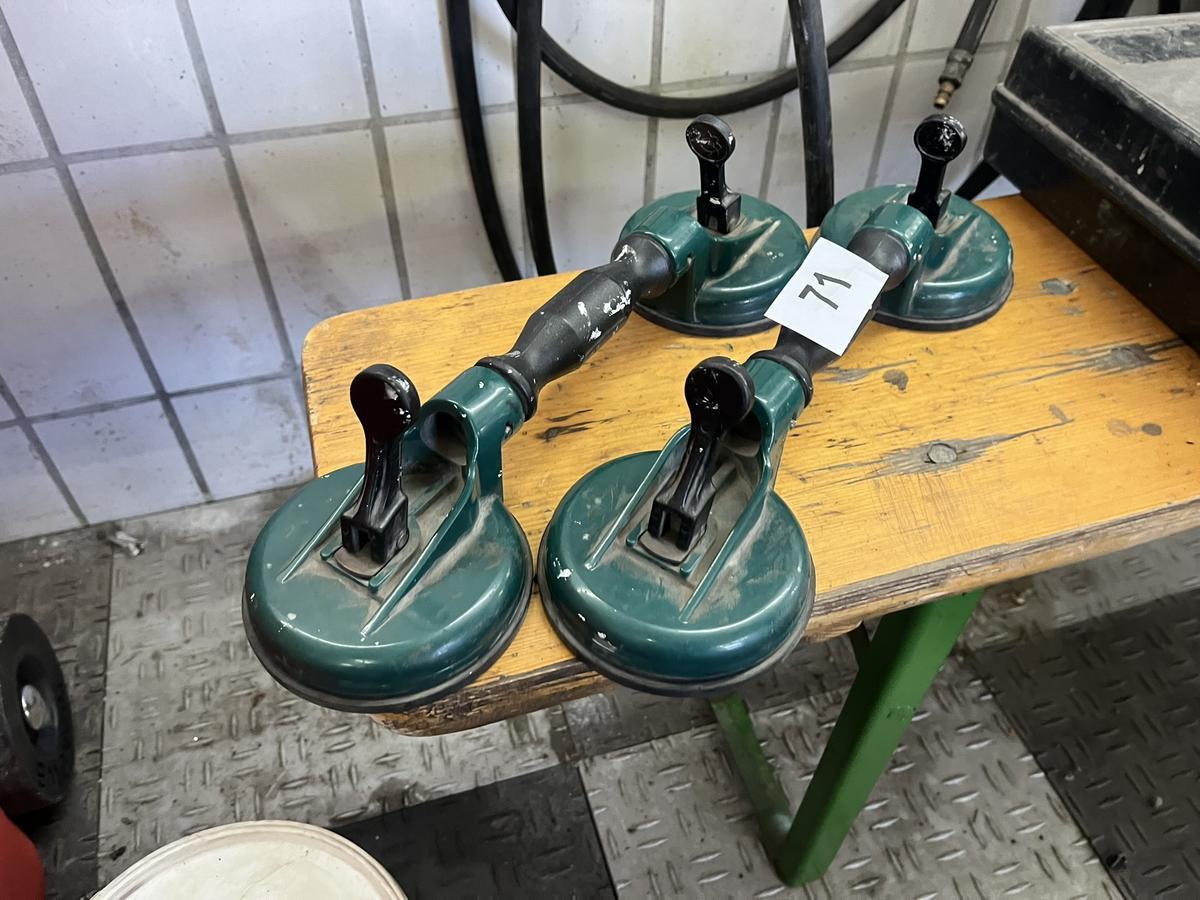 2 Stück Glassauger - Windschutzscheibenmontierhilfen?d=2025-11-13 02:38:06