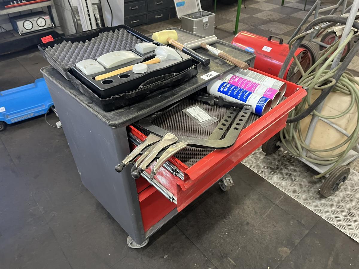 ADLATUS Aluwerkzeugset mit Auszugsladen und Zubehör?d=2025-11-13 02:39:47