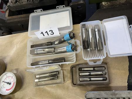 Posten Gewindeschneidewerkzeuge Posten Gewindeschneidewerkzeuge