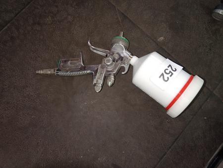 SATA Lackierspritzpistole SATA Lackierspritzpistole