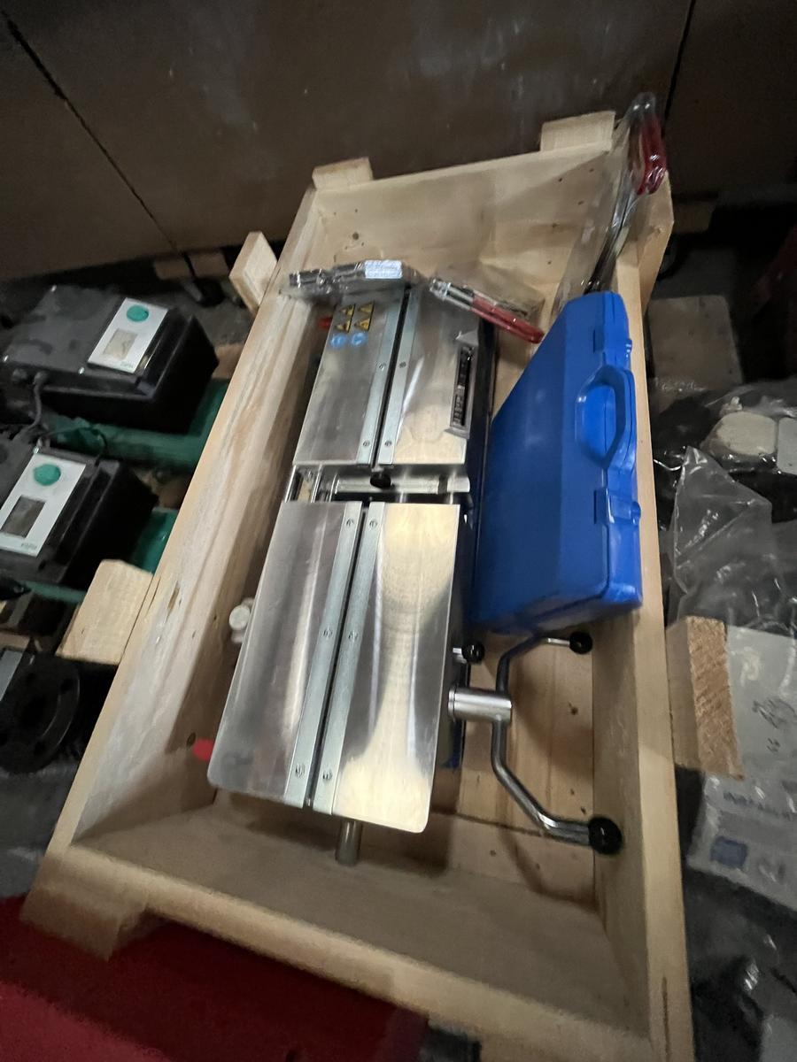 Air Liqiude Basecontrol Armatur neu?d=2025-11-28 15:37:46