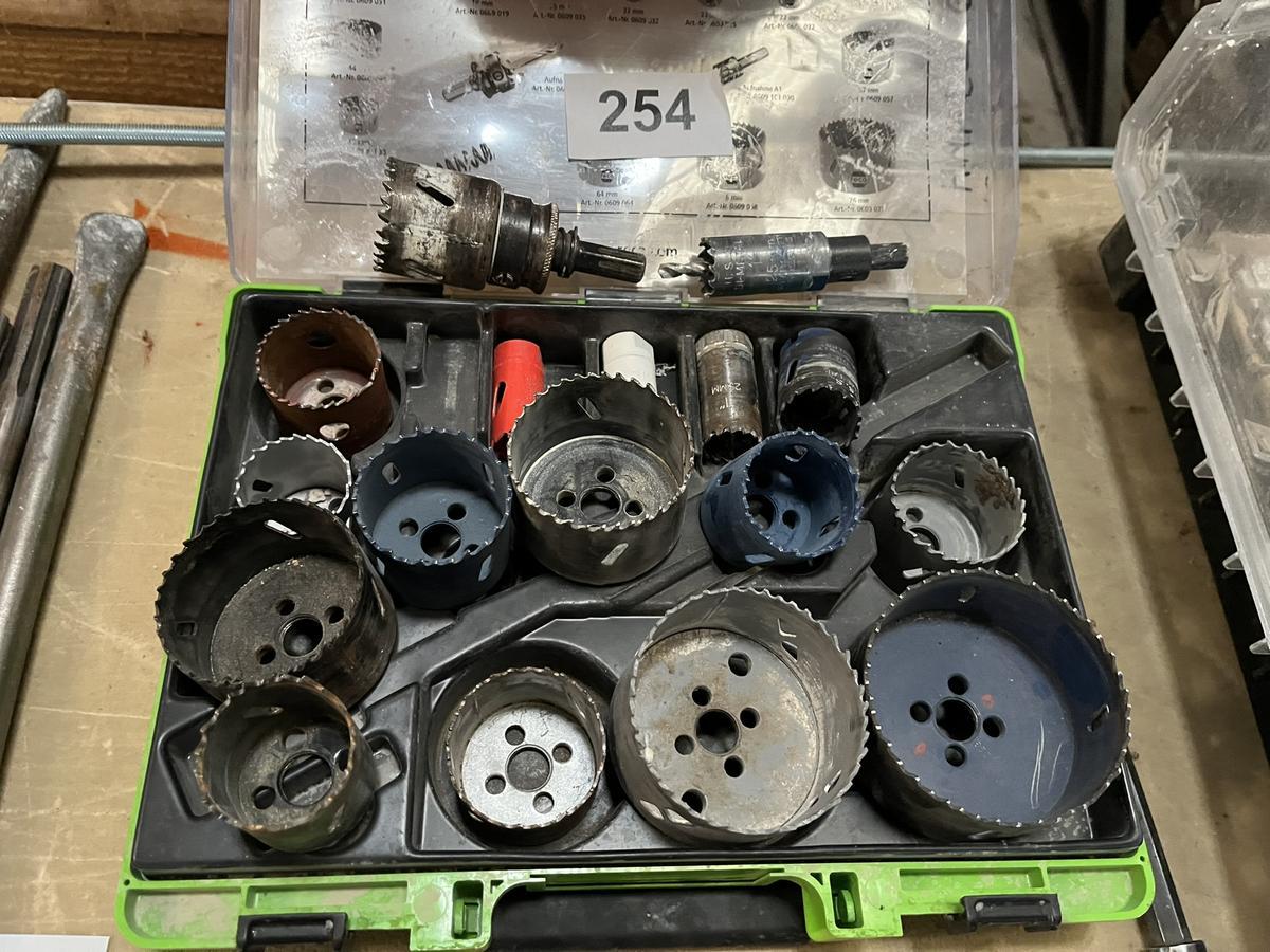 PVC Koffer mit Lochkreisbohrern?d=2025-11-28 15:39:36