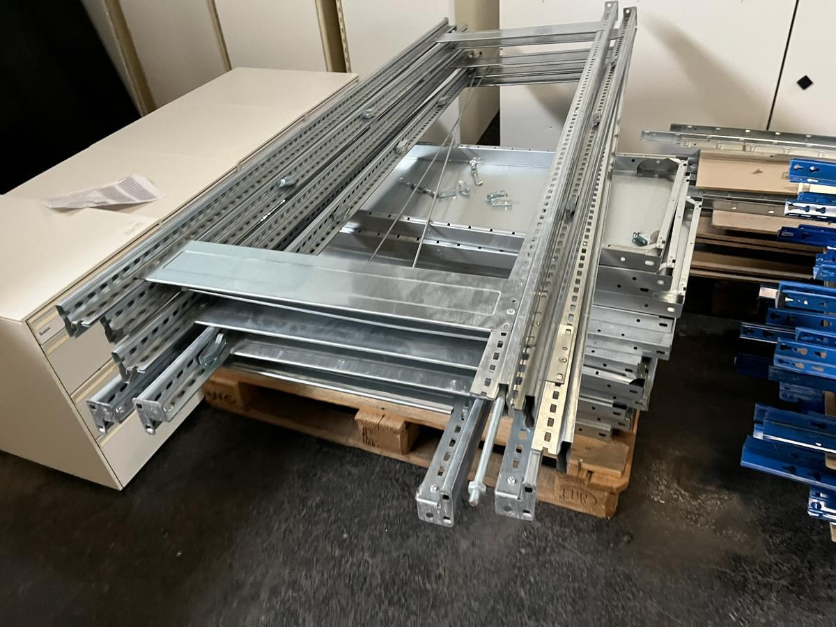 Lagerregal, verzinkt, 2 lfm x 60cm x 200cm und 1 lfm x 50cm x 200cm?d=2025-11-28 15:39:32