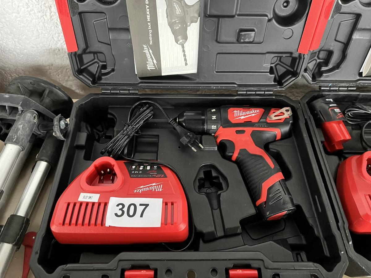 Milwaukee Akku-,Bohrschrauber M 12 BDD 202 C im Koffer?d=2025-11-28 15:37:24