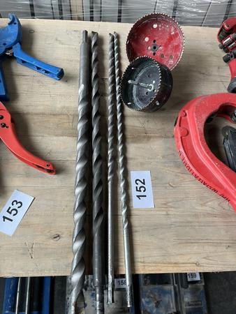 2 Stck Lochbohrer plus 4 Stck Sprialbohrer