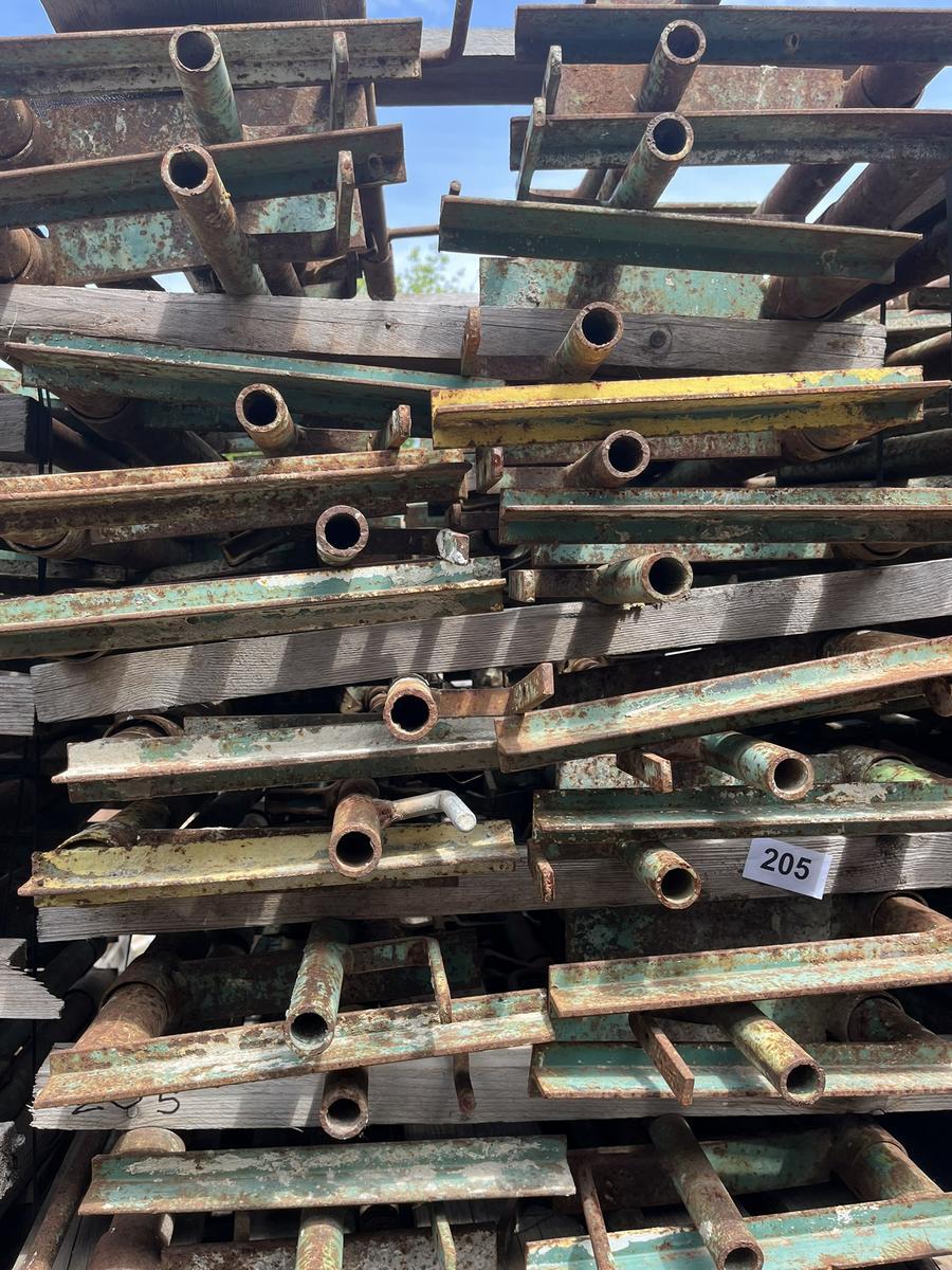 40 Stück EKRO Zwingen?d=2025-11-20 11:26:50