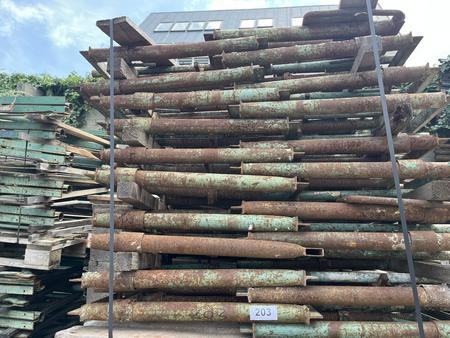 40 Stck EKRO Zwingen