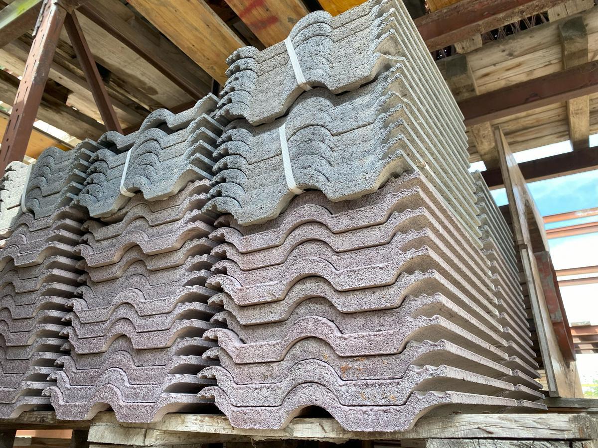 10 Paletten mit Dachziegel diverser Hersteller?d=2025-11-20 11:28:20