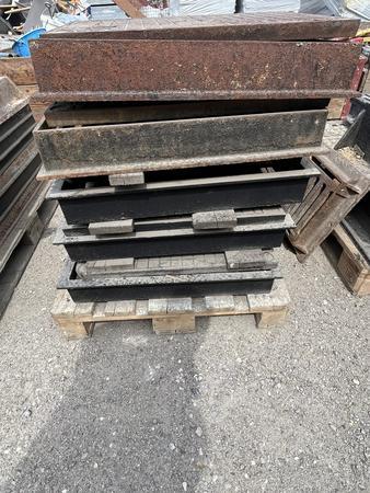 5 Stck Kanaldeckel Guss ca. 70/50/100 cm