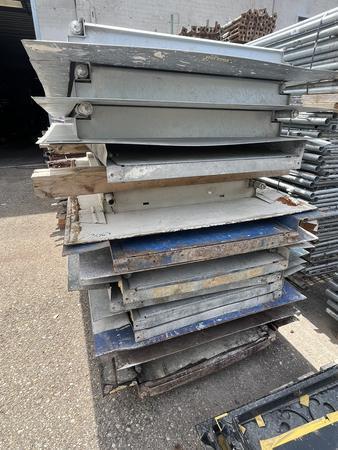 ca. 11 Stk.Baustellen Sicherheitstren