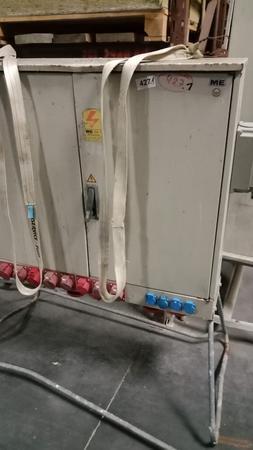 Baustromverteilerschrank mit Kransteckdose,8/16 A , 4 x 230 V Zhlerplatz usw.