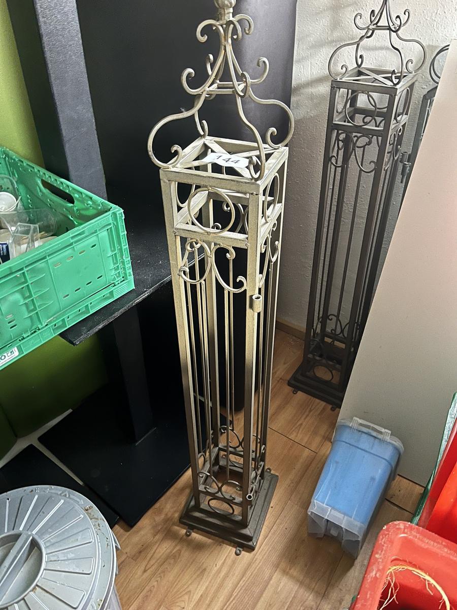 Dekosäule 40/80/80 cm?d=2025-11-21 19:44:28