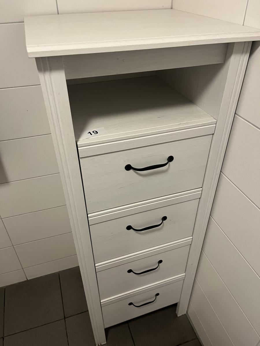 Schrankmodul mit 4 Laden?d=2025-11-21 19:05:24