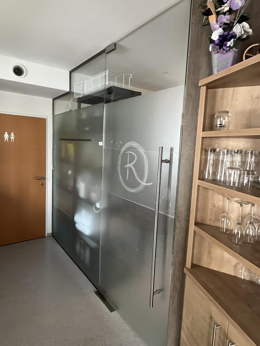 Glaselement mit Flügeltüre H:280/L: 260 cm