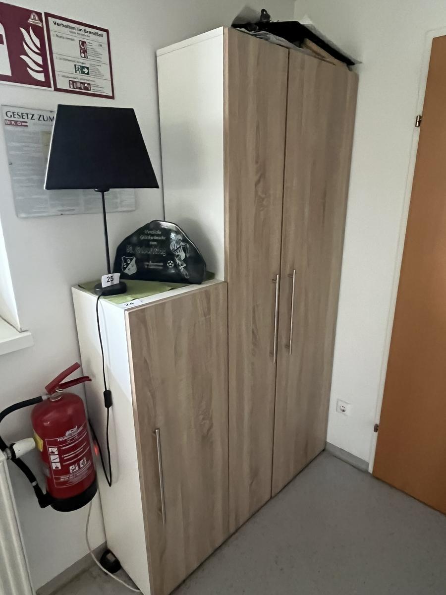 Schrankelement ca. 80/190-40/120 cm?d=2025-11-21 19:05:27