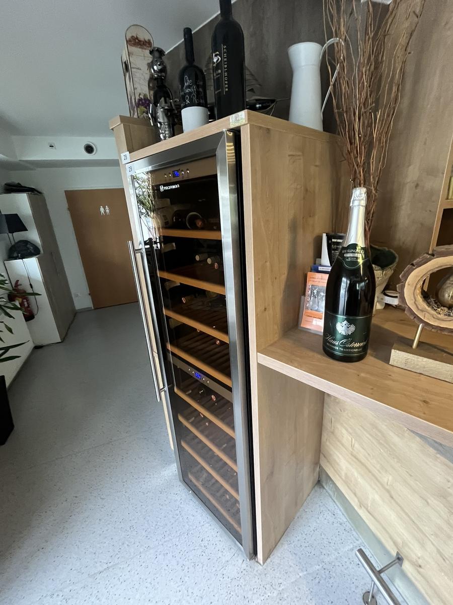 Verbau für Weinkühlschrank?d=2025-11-21 19:05:22