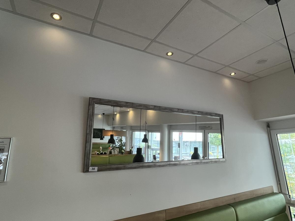 Wandspiegel ca. 66/190 cm?d=2025-11-21 19:05:22