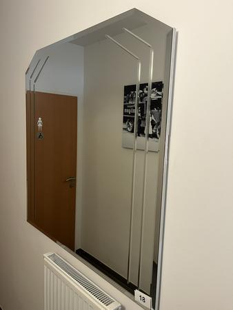 Wandspiegel ca. 100/100 cm Wandspiegel ca. 100/100 cm