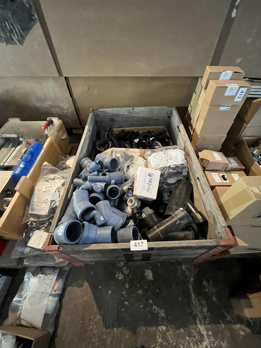 Kisteninhalt GEBERIT Material Bögen,Rohre usw.